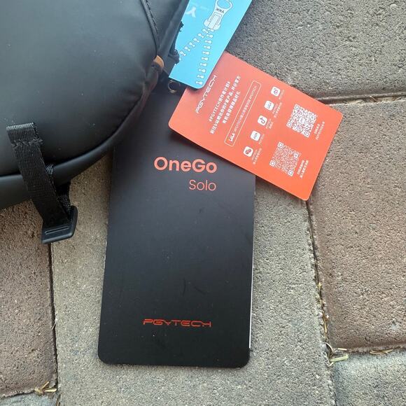 PGYTECH OneGo Solo Camera Sling Bag, 3L Crossbody Fanny Pack - Picture 7 of 12